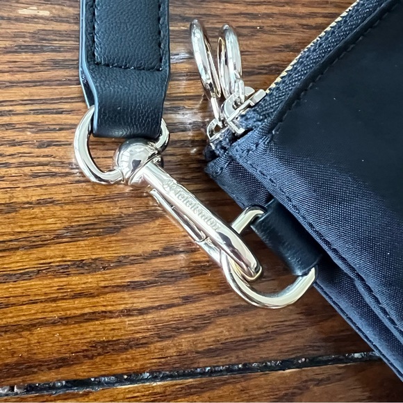 Lululemon black double pocket wallet wristlet - Picture 8 of 8